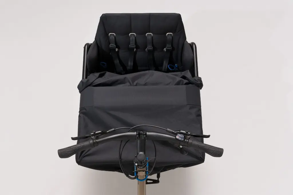 Muli2022_beige_basket_coverhalf_seat-bwd_TMKSR180322.webp